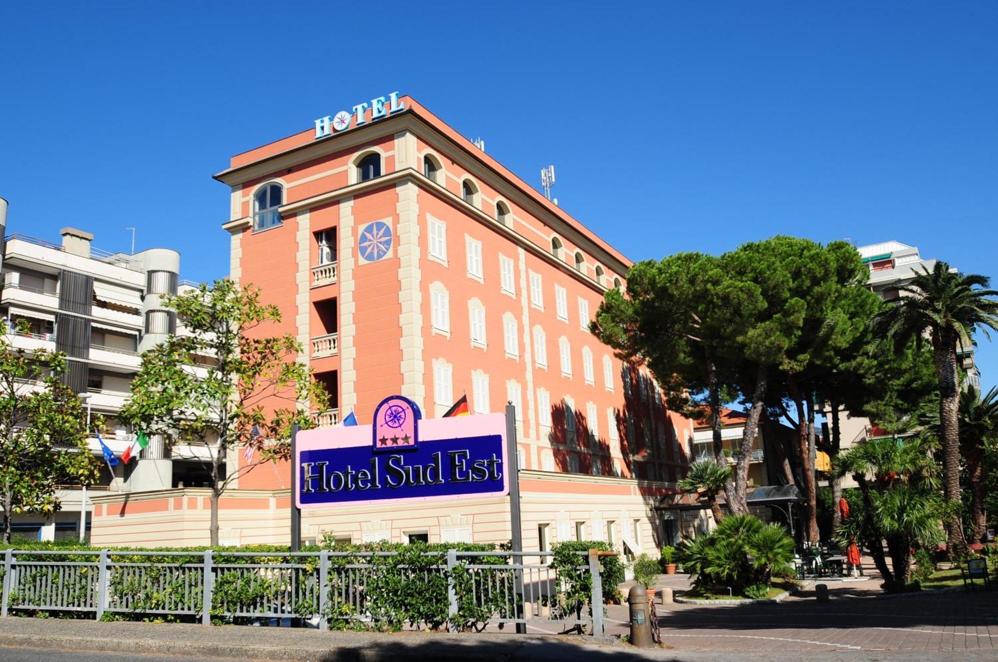 Hotel Sud Est By Fam Rossetti Lavagna Esterno foto